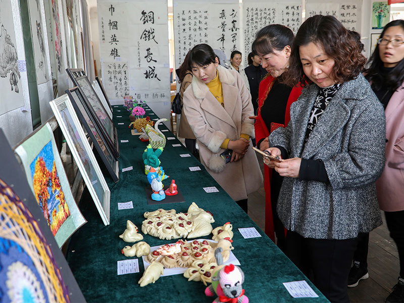 Female workers art exhibition